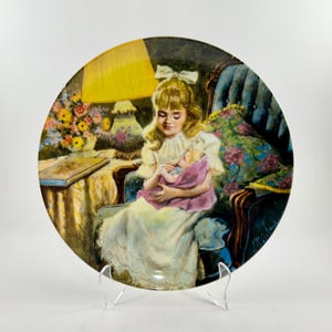 Vintage &quot;Hush Little Baby&quot; Plate: Knowles Treasured Songs Collection