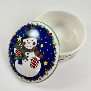 Vintage 1999 Mikasa - &quot;Eve Of The New Millennium Snowman&quot; Round Christmas Trinket Box CC020