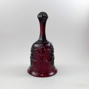 Vintage 1980s Avon The 1876 Cape Cod Collection Ruby Red Hostess Bell - FREE Shipping