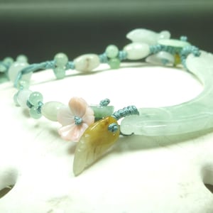 Bracelet jonc tortue dragon de jadéite : bracelet ajustable noué à la main