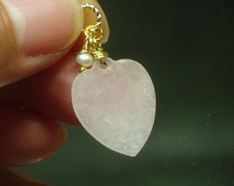 Pendentif coeur en jadéite lavande / véritable perle d'eau douce coeur en jade jadéite lavande / 18 carats et collier en plaqué or