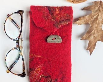 Handmade Felted Wool Glasses Case: Red Protective Pouch