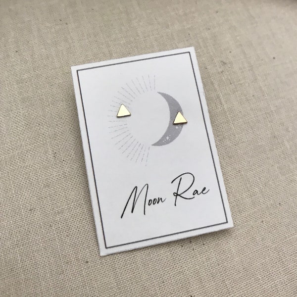 Piccoli orecchini a bottone triangolari in oro, perni in argento sterling, gioielli geometrici