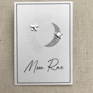 Tiny Hammered Textured Star Stud Earrings in Silver with Sterling Silver Posts. Small Minimalist Earrings. Celestial Stud Earring Set