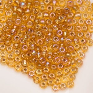Czech Seed Beads 6/0 Round Silver Lined Gold Iris 15g 10105002