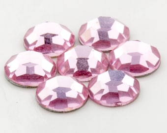 Vintage ss20 Swarovski LJUSROSA 48 st Art. 2000; 8 fasetterade platta kristallstrasstenar med foliebaksida utan snabbkorrigering (4,70 mm) 30007002