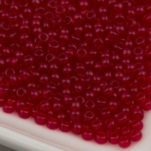 Toho Seed Beads 8/0 Garnet Transparent (#5D) 15g 10642110
