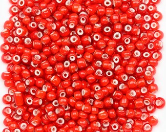 Antique Venetian White Heart Beads 8/0 Cherry #2 15g 11005002
