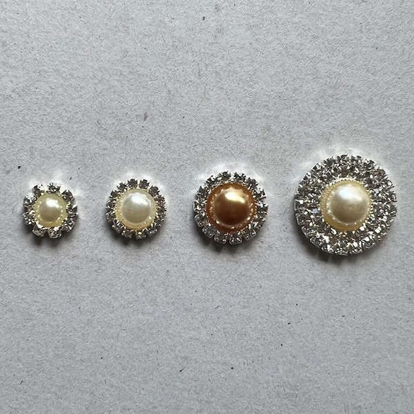 5 Pack of Diamante & Pearl Embellishments - Flat Back