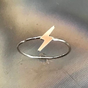 SILVER LIGHTING Handmade Sterling Silver Ring