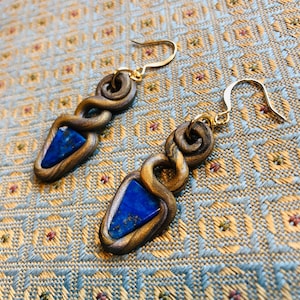 Kleine Lapis Lazuli Dreieck Ohrringe