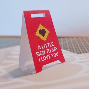 Carte d'amour imprimable pop-up - Un petit signe pour dire je t'aime - Kit de création de bricolage facile - Carte de la Saint-Valentin à téléchargement numérique - Modèle PDF SVG