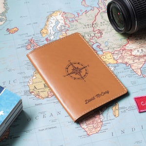 Porta-passaporte de couro