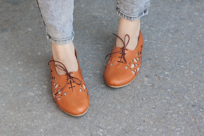 camel color flat shoes