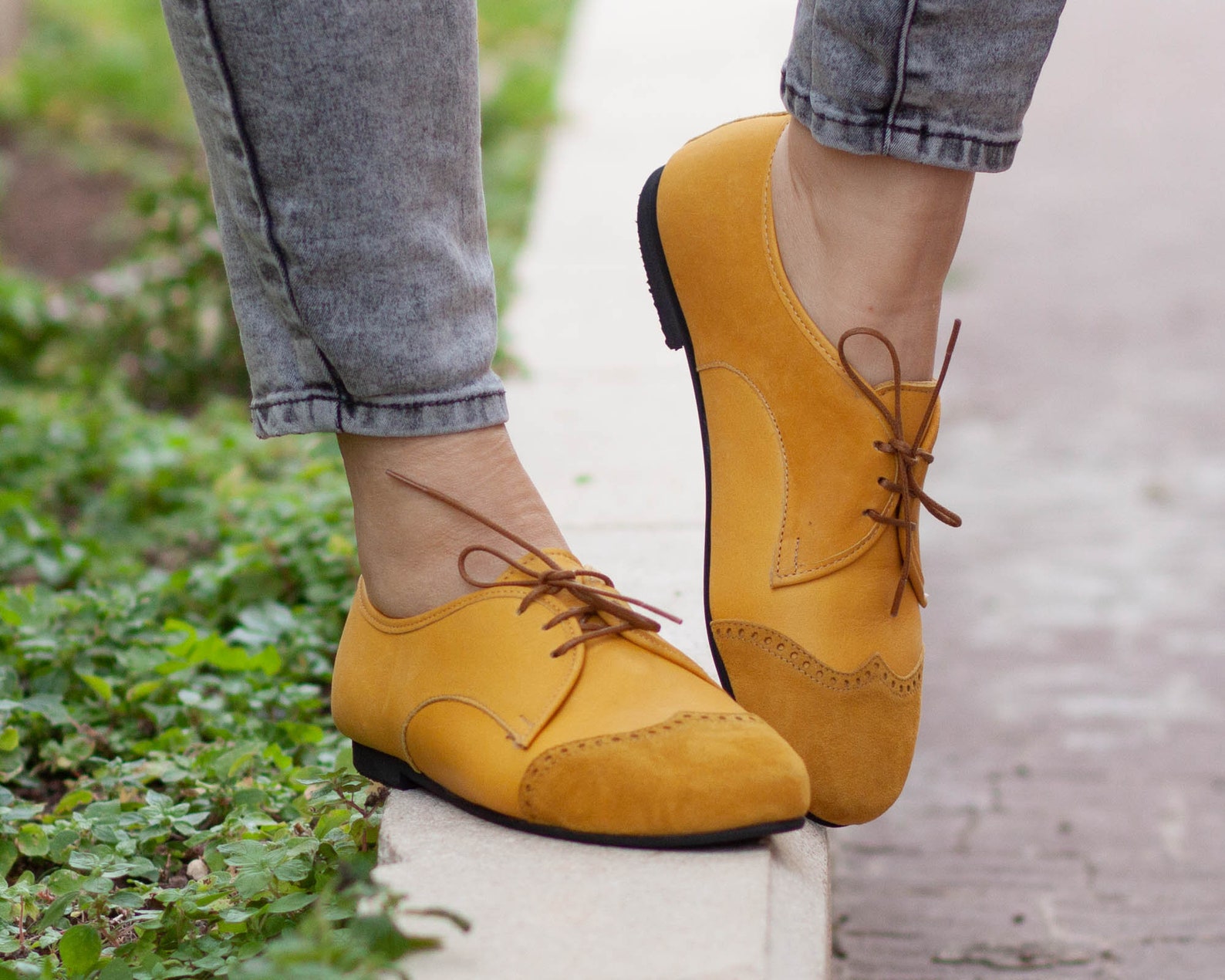 yellow oxford shoes