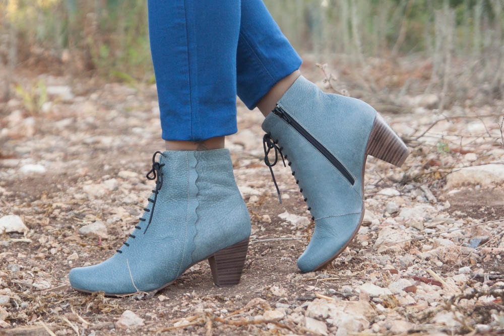 boden blue boots
