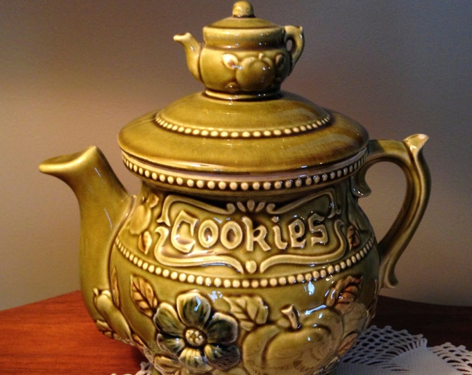 SALE Vintage Teapot Cookie Jar Made in Japan Etsy
