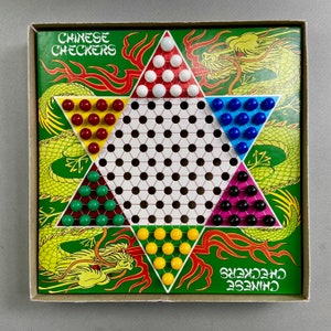 1992 Pressman Chinese Checkers cardboard game board complete with 60 plastic marbles