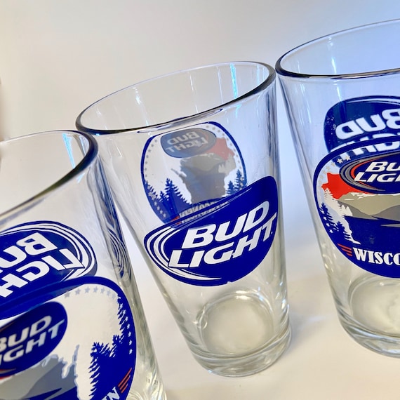 Explore Wisconsin Pint Glass Set, Wisconsin Gifts