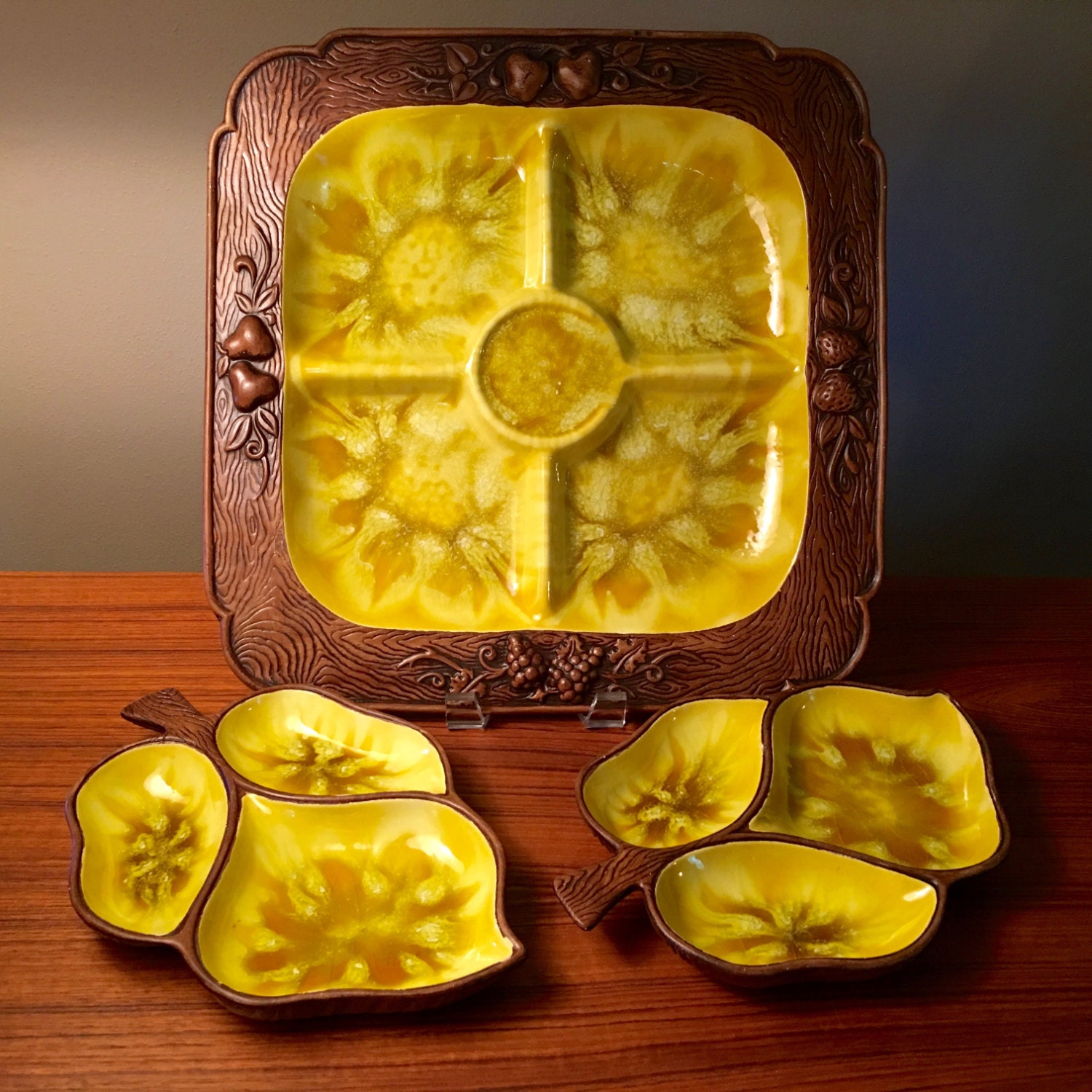 Retro Treasure Craft Large Serving Pottery Platter With Two