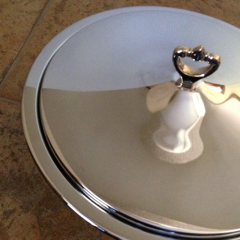 Vintage serving dish with cover