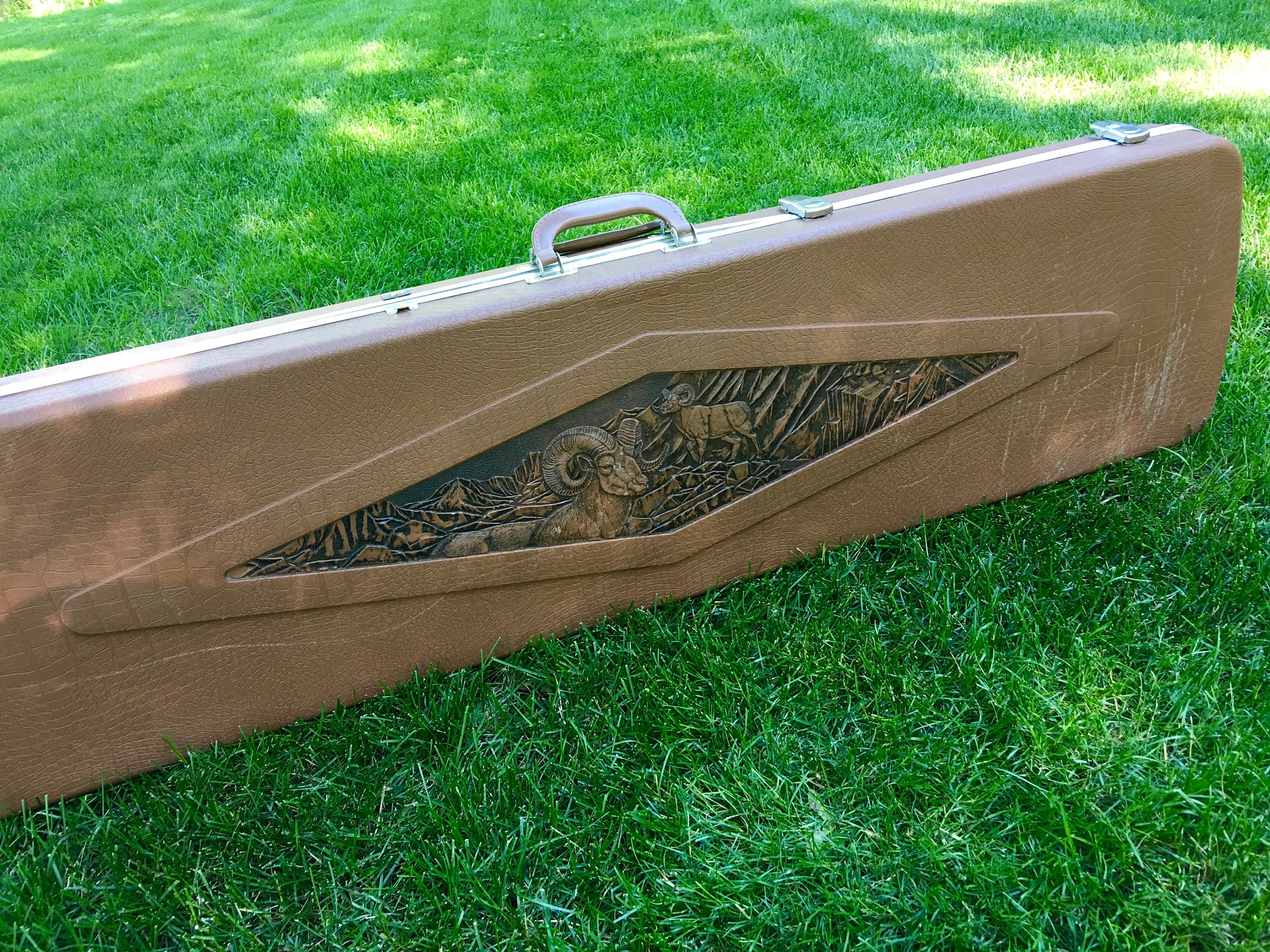 SALE Vintage Doskocil Gun Guard Double Rifle Hard Carrying Case With Ram  Scene 52 X 13 X 4 Inches 