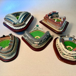 YOUR CHOICE! Vintage Danbury Mint Baseball Stadium 3d Replicas