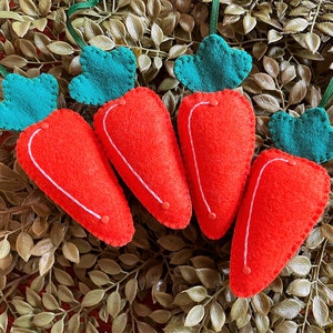Wool Felt Carrot Ornament Hanger
