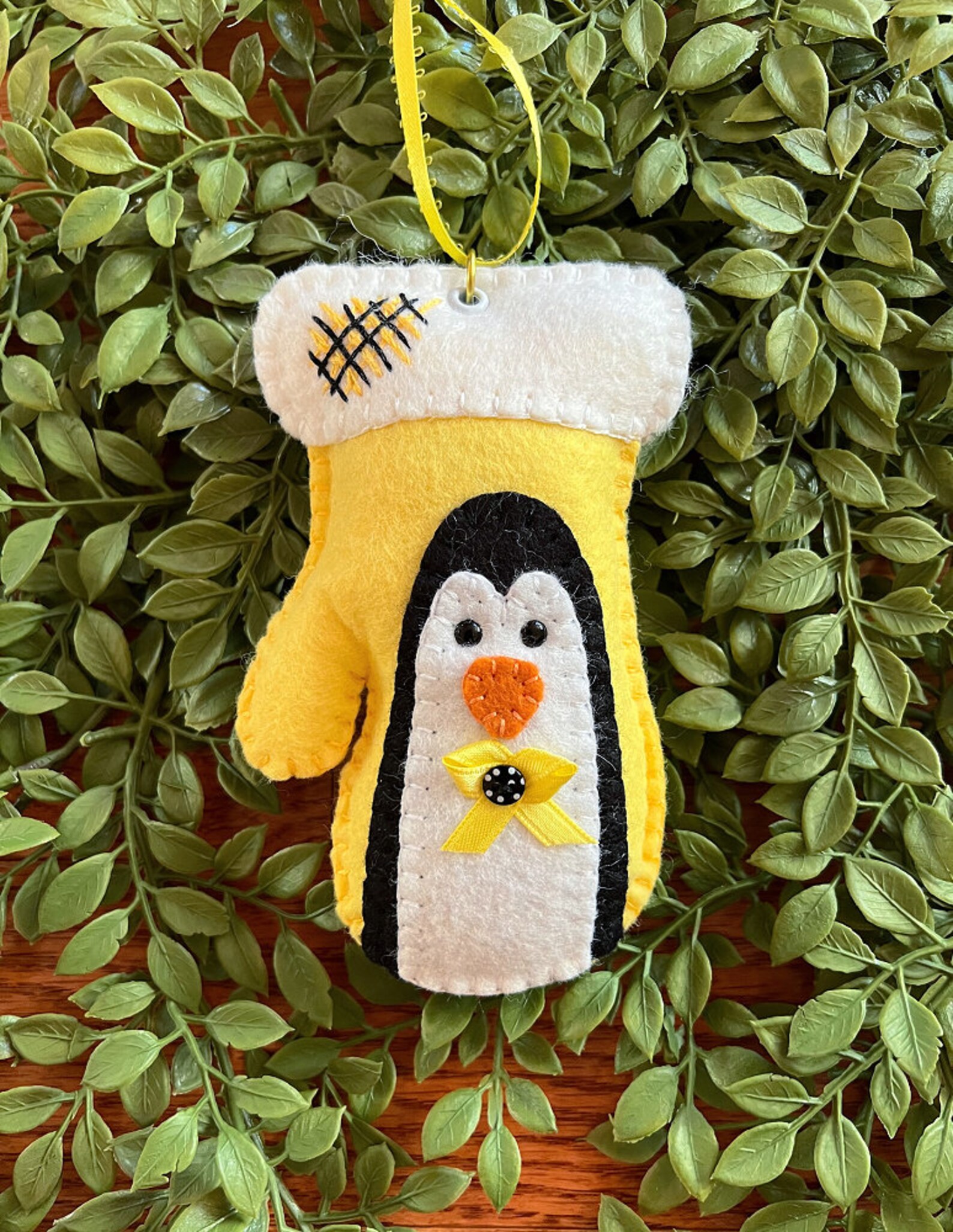 Wool Felt Mitten Ornament Hanger Color Choice Etsy