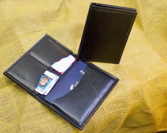 Passport Wallet - 5 pockets