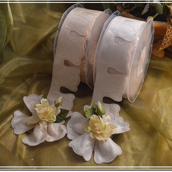 Coccarde ribbons made in Italy, confetti flowers, Jordan almonds rolls, almond favors rolls DIY favors Flower Pull Bow Ribbon Jordan almonds