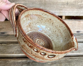 Stoneware Pottery Garlic Grating Bowl - Rust and Beige Salad Dressing Bowl - Herb Stripper - Herb Infused Oil Making Bowl