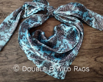 Pañuelo de cuello vaquero estilo western con estampado retro de cachemira turquesa y azul claro de Wild Rag de Double B Wild Rags