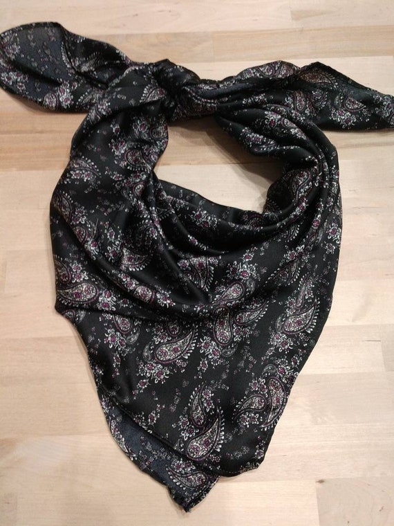 Church Lap scarves Accessoires Sjaals & omslagdoeken Zakdoeken 