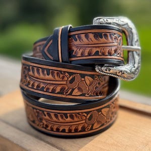 Vintage Tex Shoemaker & Sons Tooled Leather Oak Leaf Acorn Belt-Women\'s 35 Murdo S.D. Beckwith saddle maker history main image 3