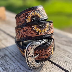 Vintage “Shirley” Hand Tooled Leather Western Belt Floral Size 30 Vintage “Shirley” Hand Tooled Leather Western Belt Floral  main image 3