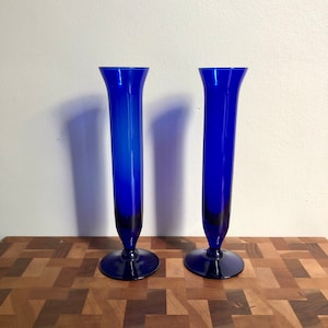 Vintage cobalt blue footed glass bud vases, set of 2