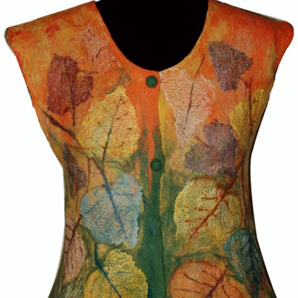 Veste en feutre nuno unique avec la conception de feuilles d’automne, mode feutre, Nuno/gilet de feutre humide, vêtement feutre, vêtements d’art de feutre, art textile, OOAK