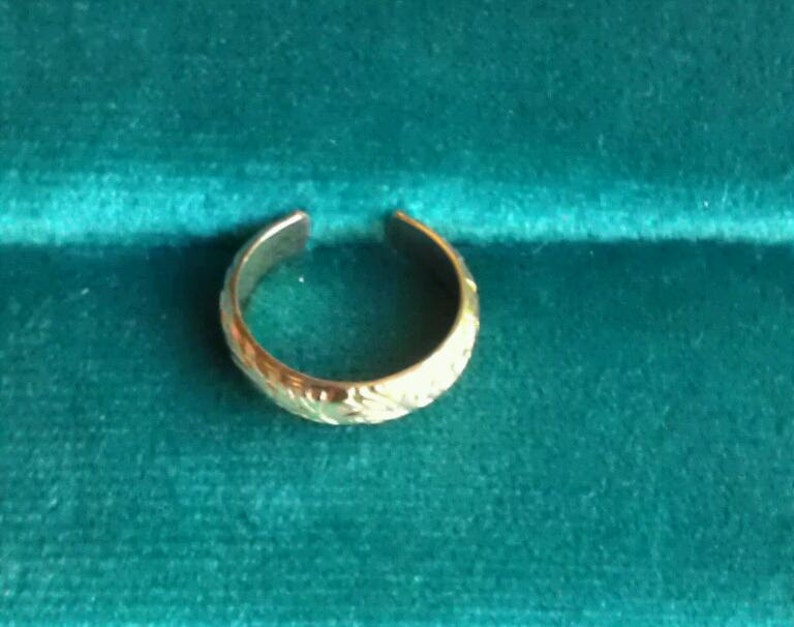 Toe Ring Gold Filled adjustable image 2