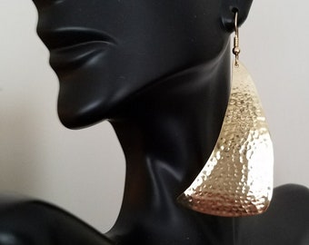 Hammered brass earrings