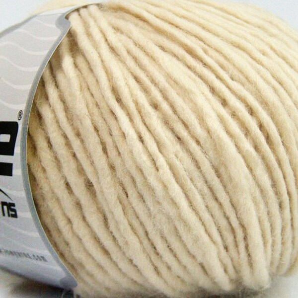 Cream Wool cord yarn, chunky wool blend yarn, bulky knitting yarn, 82 yards per skein, Ice Yarn Brand #40596