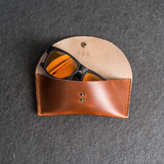 Personalized Leather Sunglasses Case | Glasses Holder with Snap Closure | Him or Her | Fits Different Sizes of Glasses | Father's Day Gift