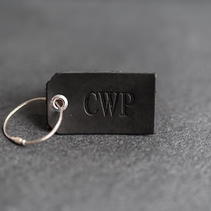 Gepersonaliseerde leren bagagelabels | Aangepast taslabel | Zakenreiscadeau | Initialen, naam, adres, telefoonnummer | Vaderdagcadeau