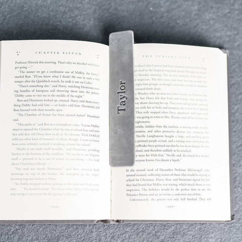 Personalized Leather Bookmark Customize w/ Initials, Name, or a Short Phrase Book lover Gift Mother's Day Gift Kids Librarian Teacher 画像 1