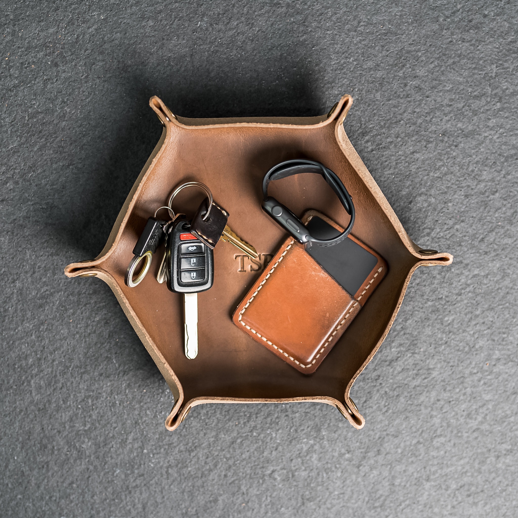 The 9 Best EDC Valet Trays to Stay Organized in 2023