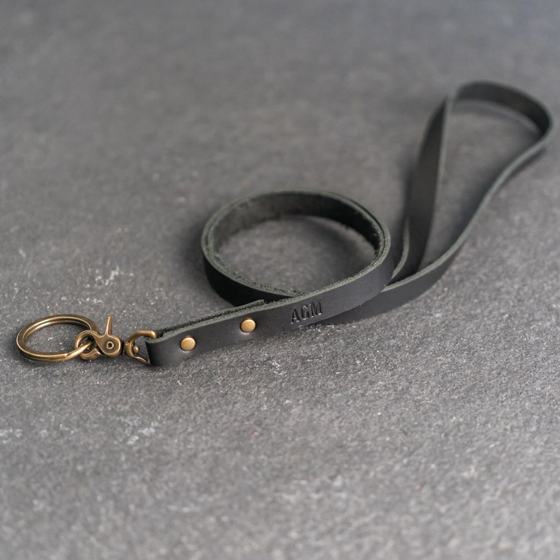 Personalisiertes Schlüsselband aus Leder Ausweishalter Id Schlüsselanhänger Halskette mit Drehclip Muttertagsgeschenk Kurz oder Lang Black