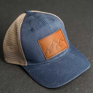 Sombrero de cola de caballo con sello de cordillera / Sombreros estilo cola de caballo con parche de cuero para mujer / Regalos para mamá / Ropa de senderismo al aire libre / Regalo para el Día de la Madre