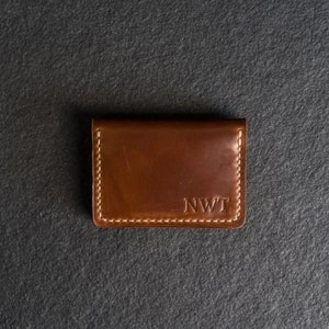 Cartera de cuero personalizada de 5 bolsillos / Cartera para hombre / Regalo para padrinos de boda / Nombre o iniciales / Hecha a mano / Regalo personalizado / Día del Padre