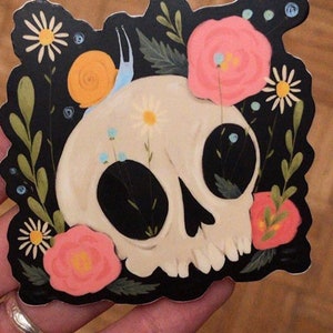 Skull sticker image 2