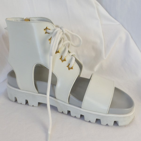 vintage CESARE PACIOTTI white leather gladiator sandals/ gold star studs  + zipper/ lug sole/lace up: UKmens 6- USwomen 10